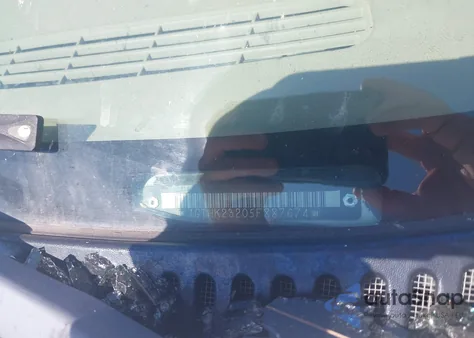 2005 GMC Sierra 2500Hd Slt from USA, damaged, VIN 1GTHK23205F887674